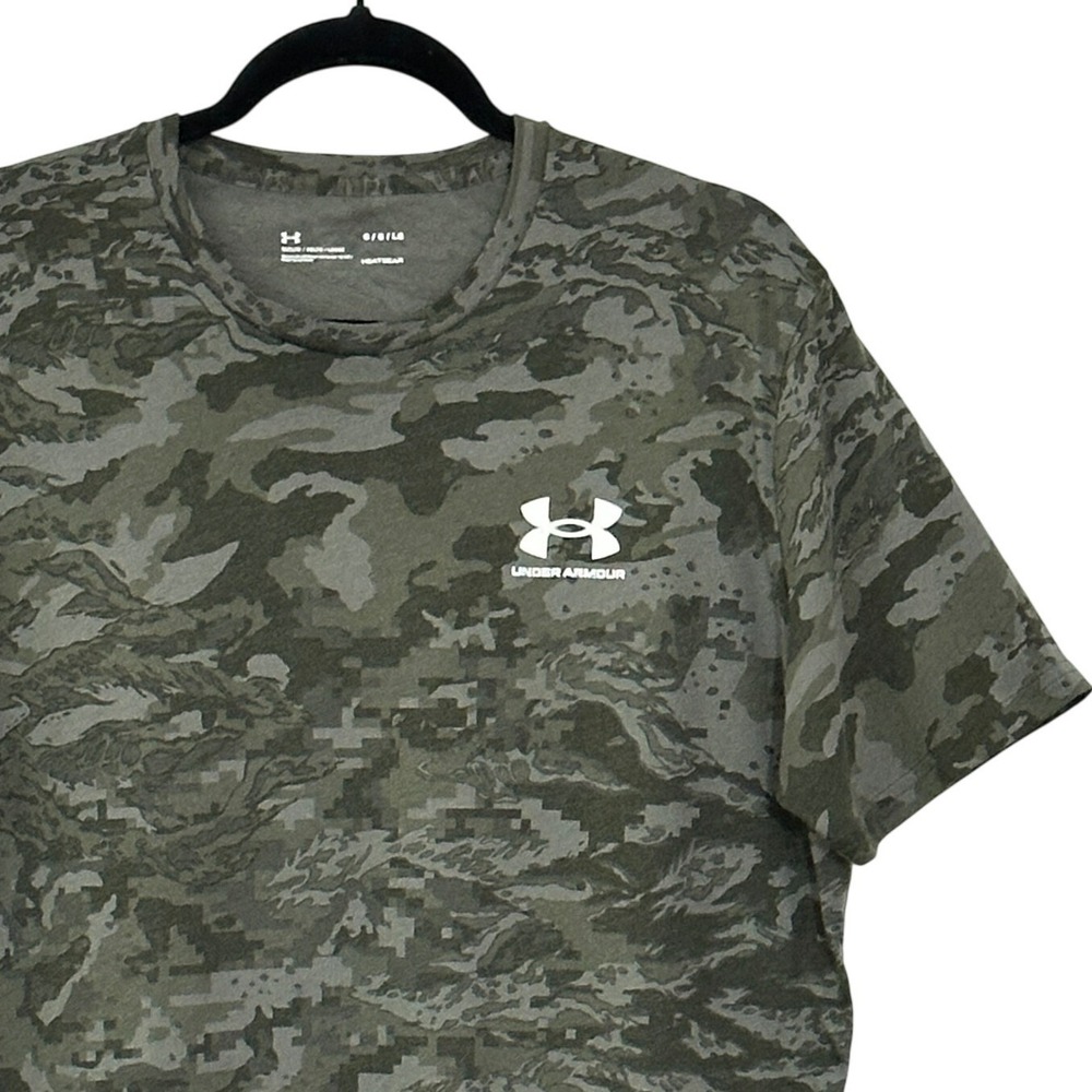 Under Armour Mens HeatGear Loose Fit Camo Shirt Green Large Digital Camouflage
